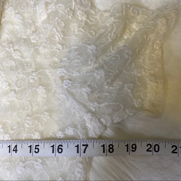 Forever 21 Women’s top blouse lace size medium - Picture 5 of 8